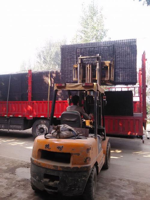 铁丝网_金属网_冶金矿产_原材料_产品_世界工厂网